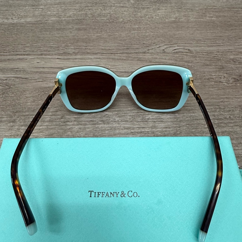 Authentic Tiffany & Co. Teal & Tortoise Sunglasses with Aqua Case - Picture 3 of 9